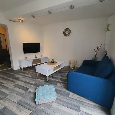 Bord De Seine Apartment *