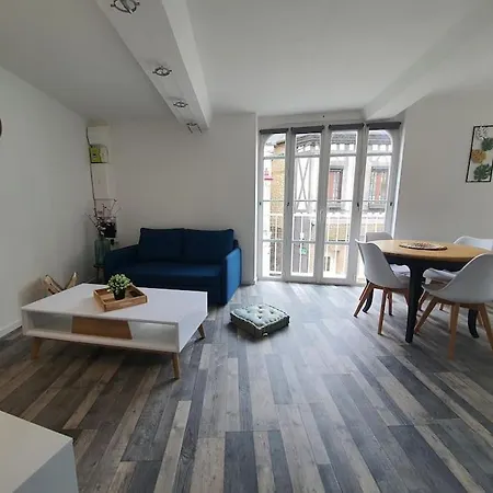 Apartment Bord De Seine